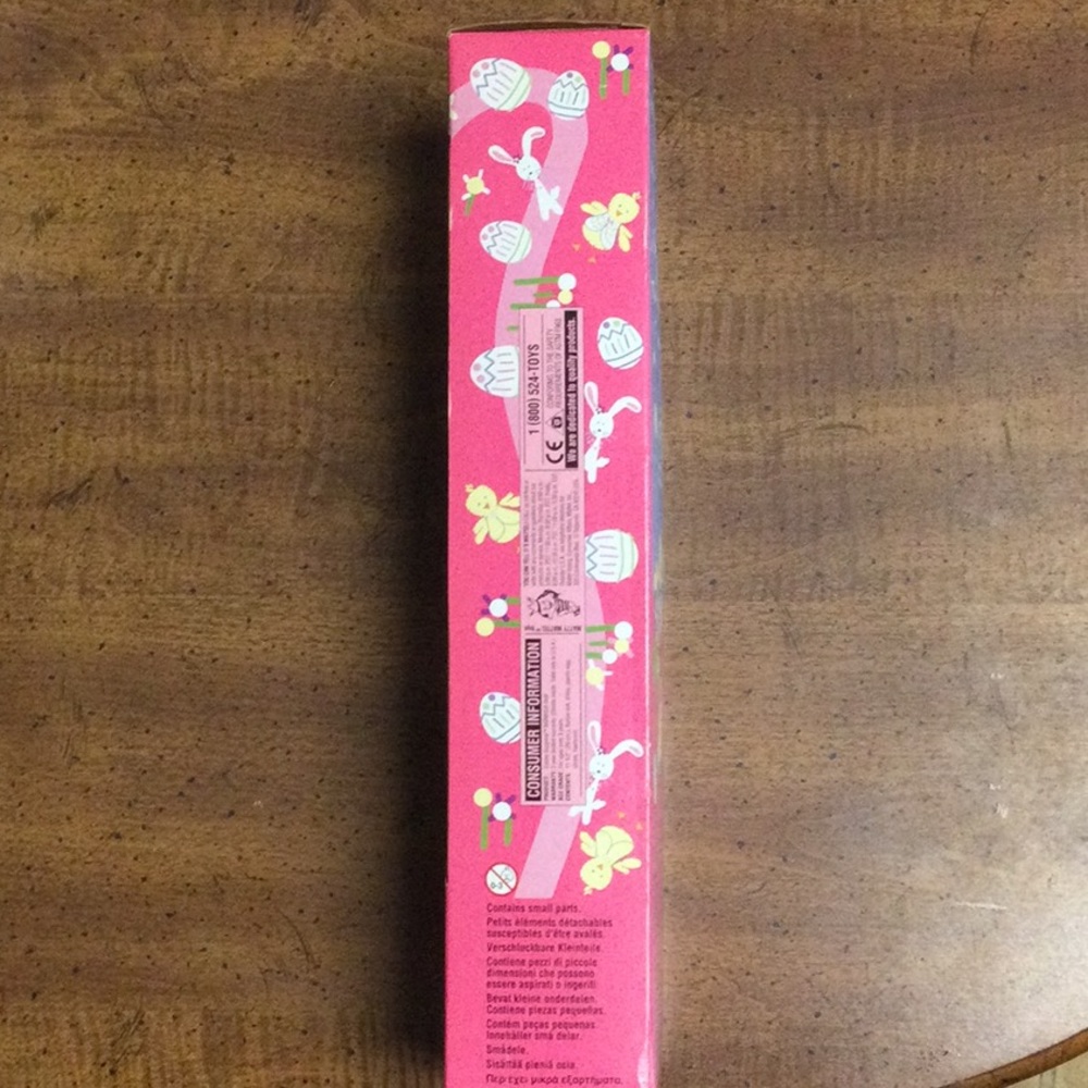 1998 Easter Surprise Barbie New in Box - Picture 4 of 7